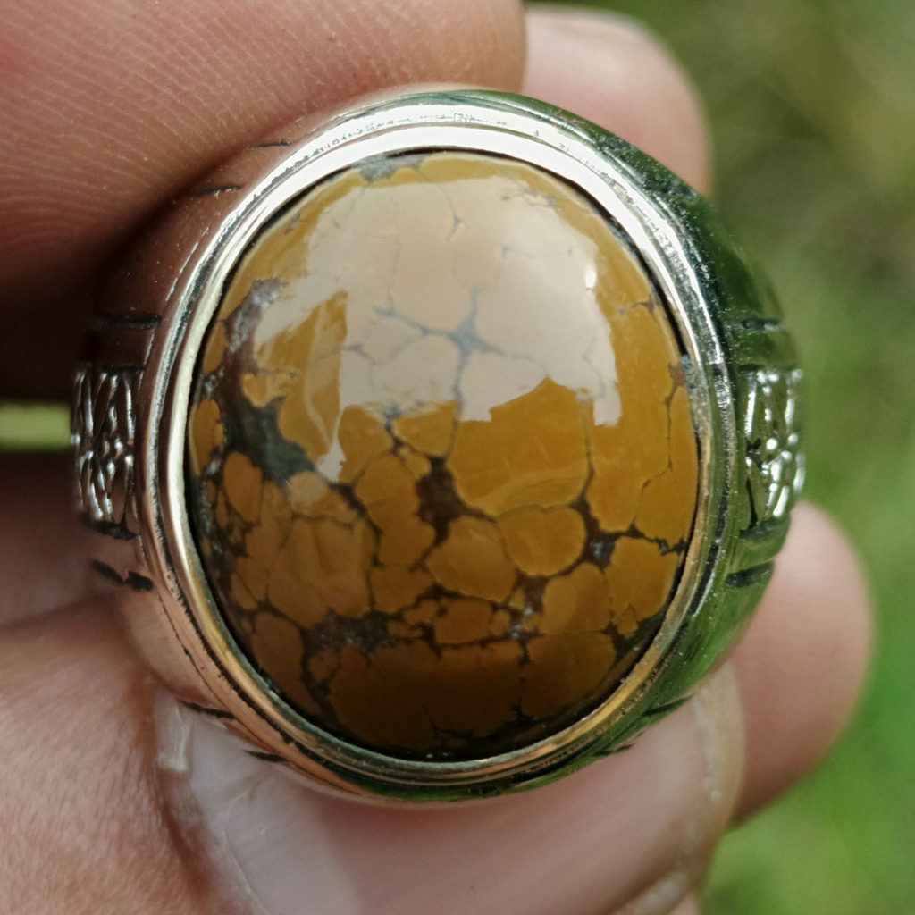 Batu Natural Pirus Hubei Coklat Solid Tajam Urat Jaring Laba Bodyglass Dim-18