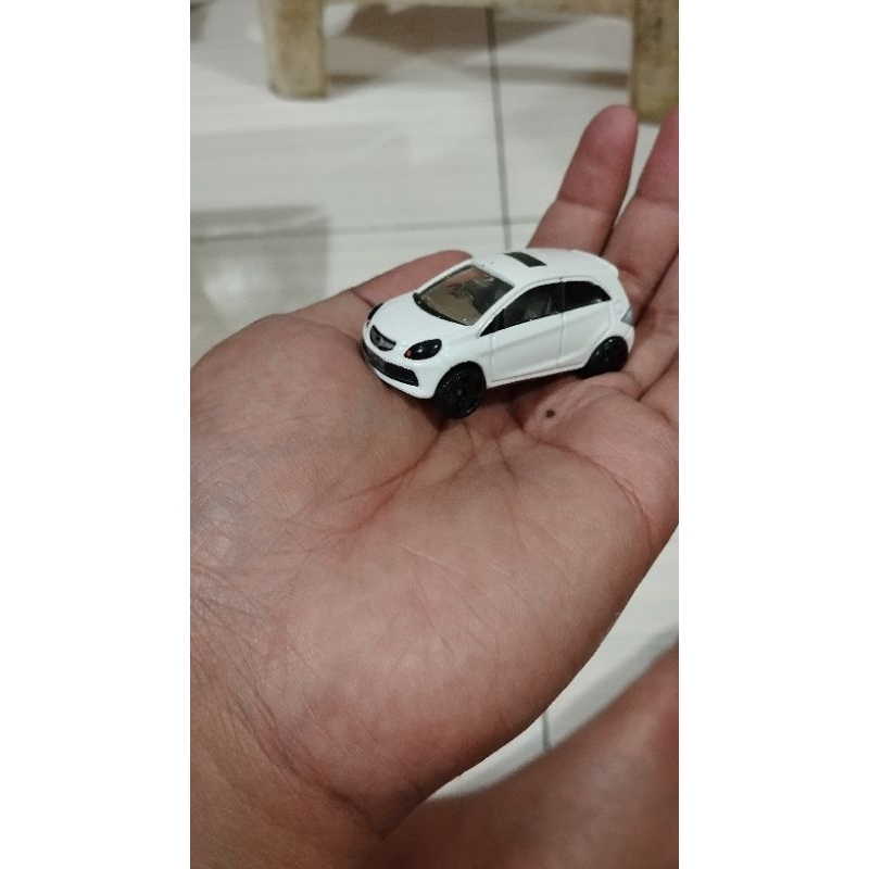 miniatur honda brio satya diecast honda brio satya tomica brio Custom unrivet
