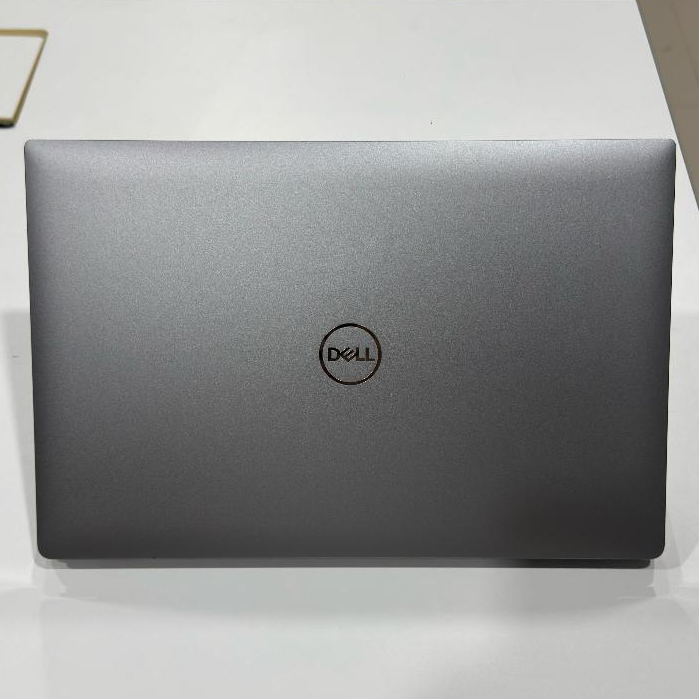 LAPTOP DELL PRECISION 5540 / CORE I9 GEN 9TH / NVIDIA QUADRO P2000 / NO TOUCHSCREEN