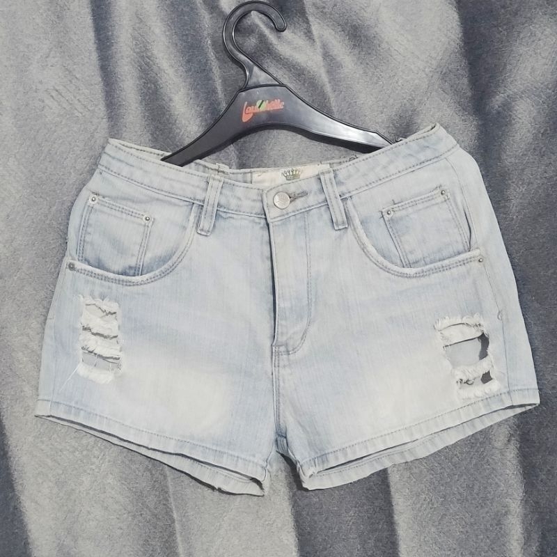 Celana pendek denim preloved second