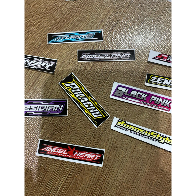 

COSTUM JULUKAN NAMA BUS MINIATUR BELUM DICUTTING