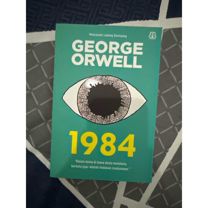 Preloved Novel 1984-George Orwell