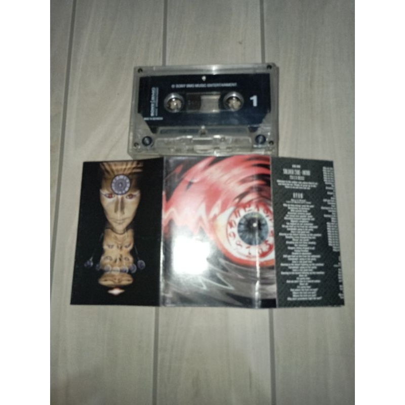 kaset pita syatem of down mezmerize