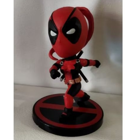 Mainan Action Figure Deadpool Woman