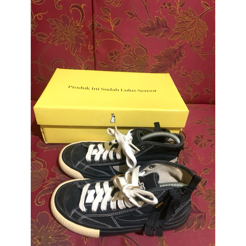 Compass X Fucking Rabbits V2 HI size 37 original rare