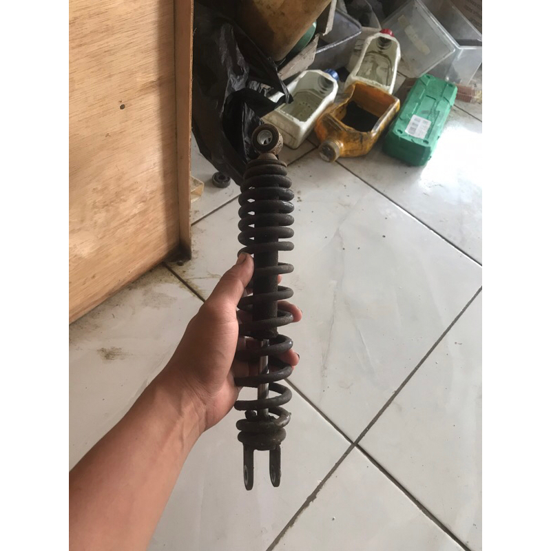 shok belakang mio m3