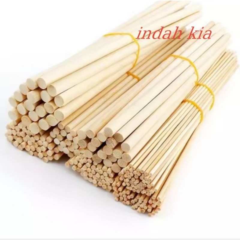 Dowel kayu/ kayu bundar solid diameter lingkaran 25 milimeter panjang  50 cm