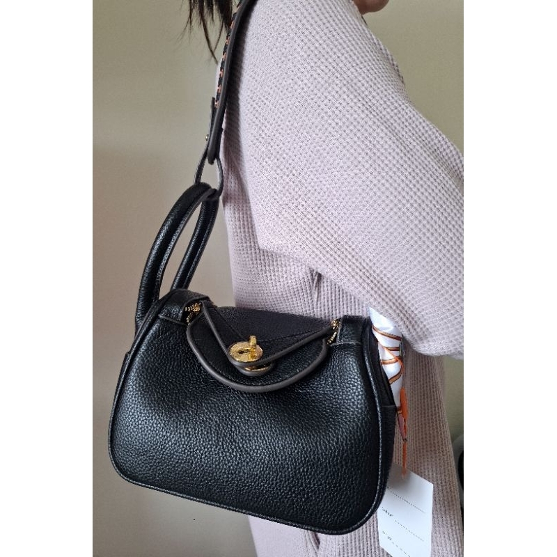 Tas Selempang/ Tas Bahu Kulit Wanita Zipper Riri Free Box