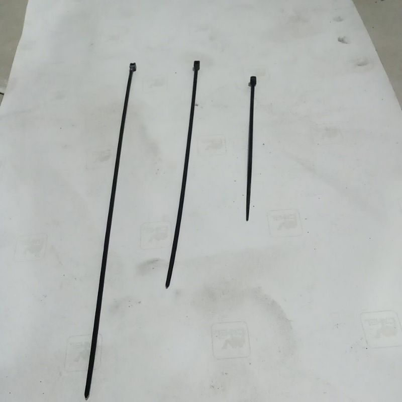 

kabel ties 1bungkus isi 100pcs