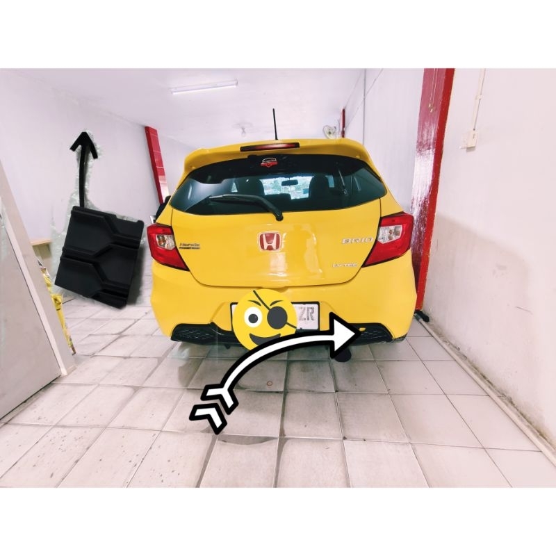 tutup derek bumper belakang brio rs