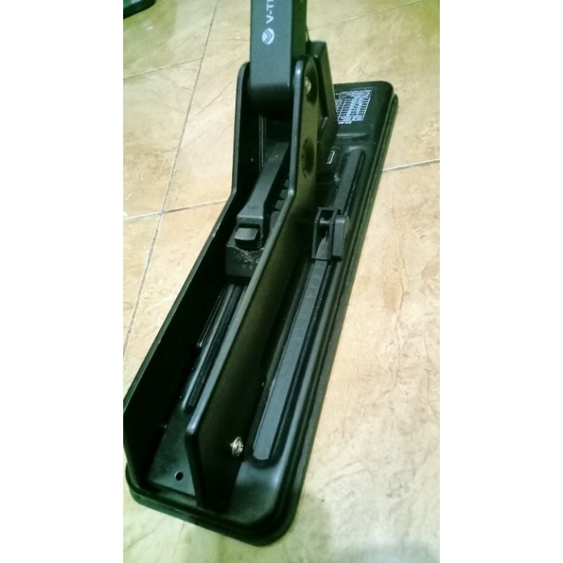 

STEPLER VI-TEC FL-12L 20