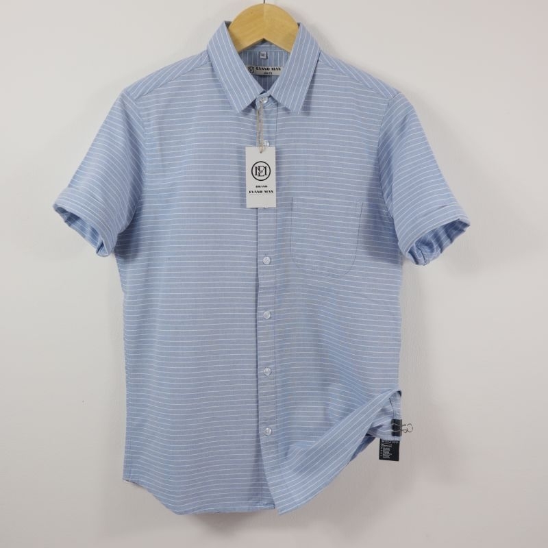 Kemeja salur lengan pendek pria Kemeja katun salur lengan pendek pria