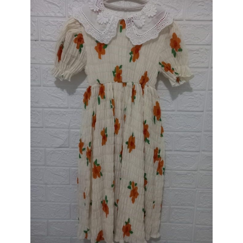 Dress Kerut Bunga Kerah Bordir
