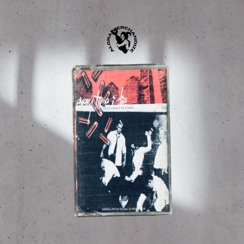 Kaset EVERYTIME I DIE - Last Night in Town