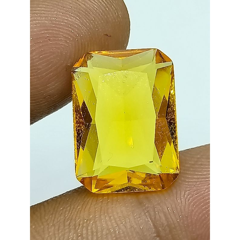 Batu Yellow Citrine Cutting Kotak