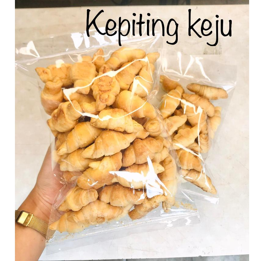 

Kue Kepiting Keju 500gr 250gr Roti Kering Pastry Mini Croissant