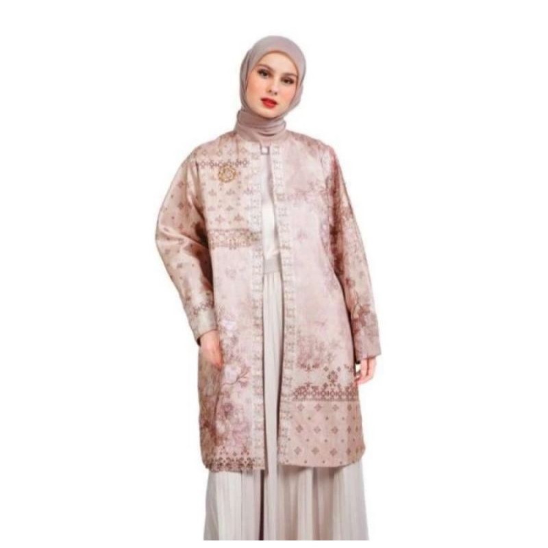 Nada Puspita || Sophia outer