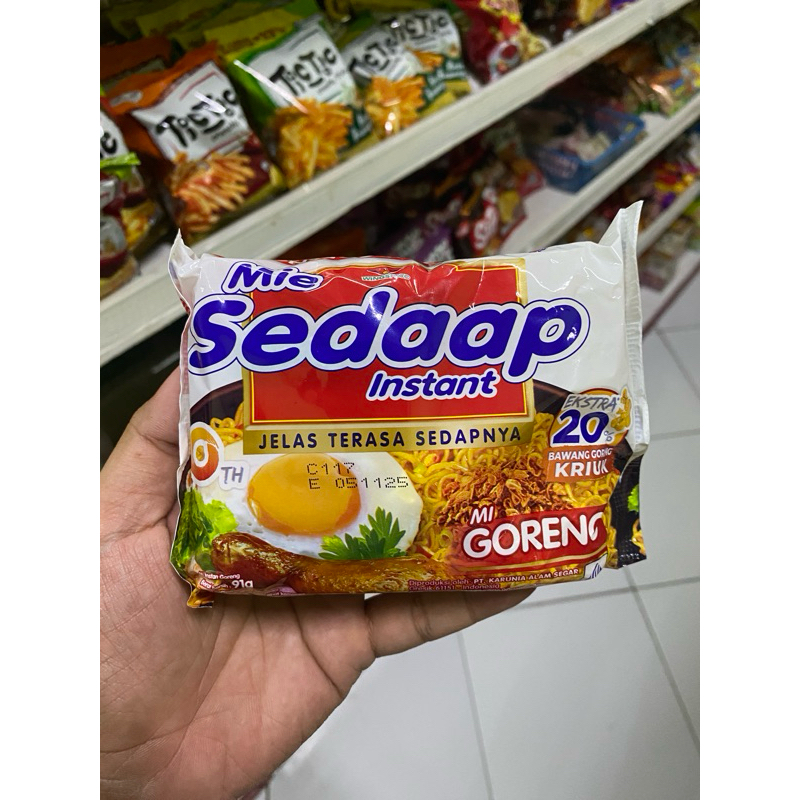 

MIE SEDAAP GORENG ISI 3 PCS