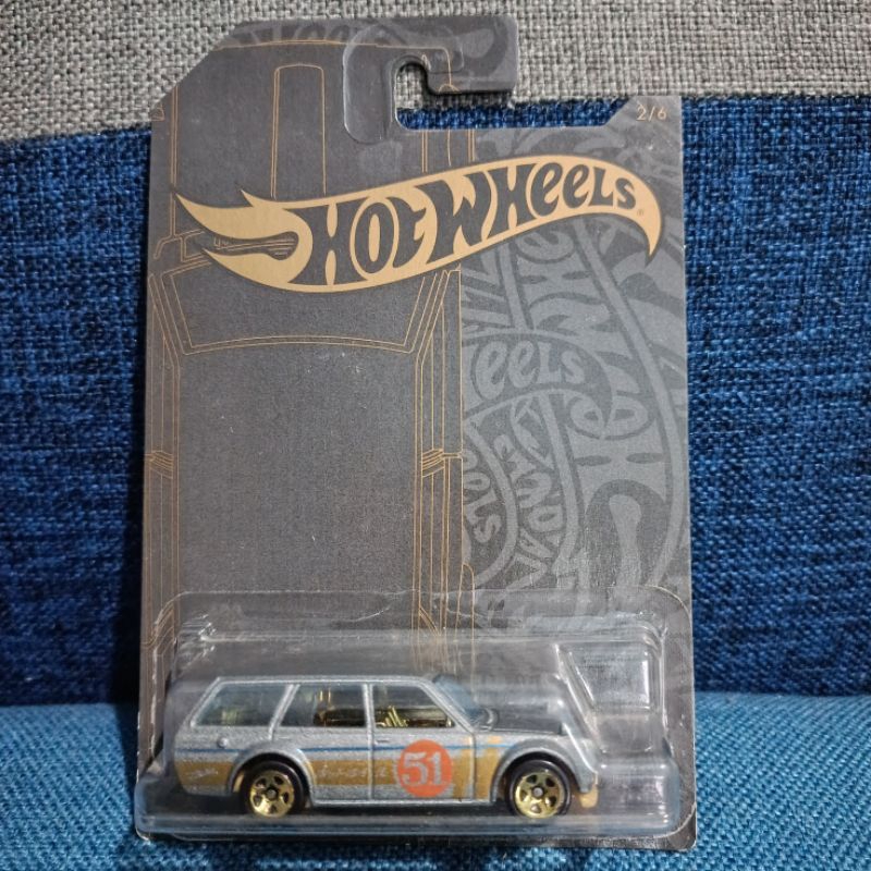 Hot Wheels 71 Datsun 510 Wagon Gold Satin