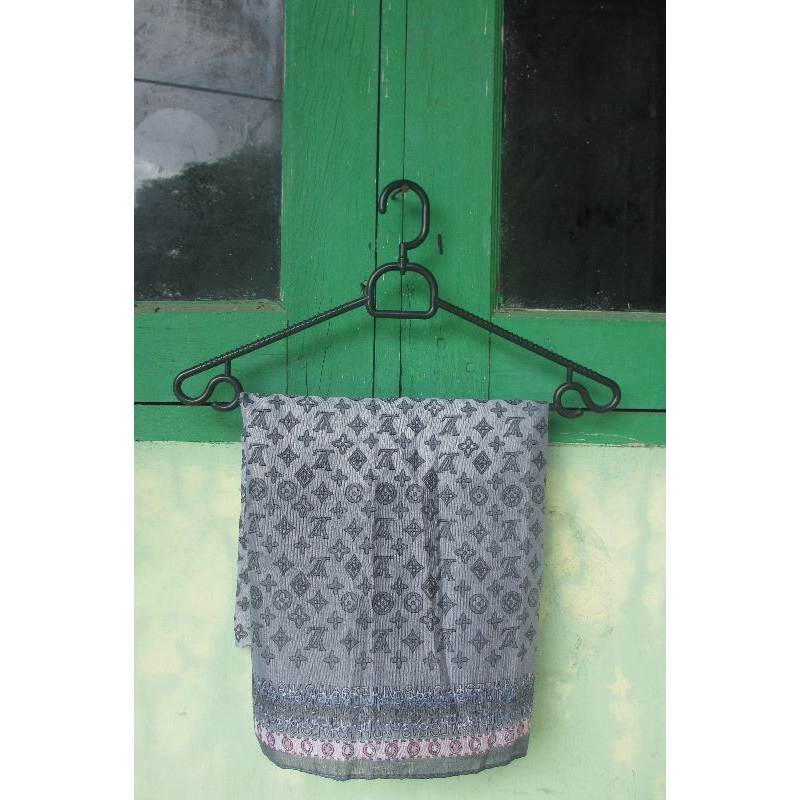 (COD)Hijab/Jilbab segiempat motif warna abu-abu