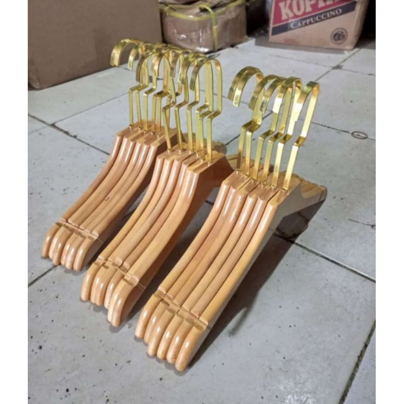 Hanger kayu hook gold || hanger kayu premium || hanger kayu gold || hanger kayu bagus