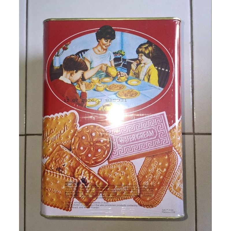 

Khong Guan Biskuit dan Wafer