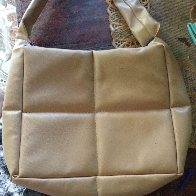 tas coklat