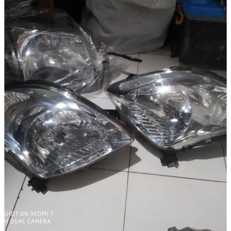 Headlamp lampu depan mobil Swift original