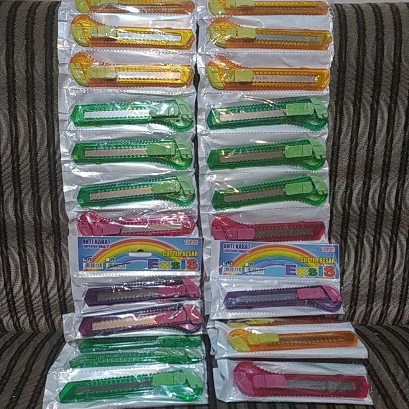 

Cutter Besar/Pisau Kater/Pisau Cutter/Cutter Exsisi