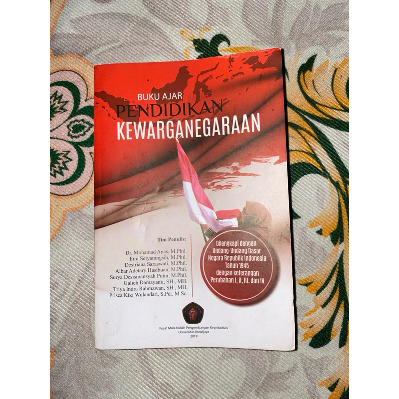(PL) Buku ajar Pendidikan Kewarganegaraan (tim penulis UB)