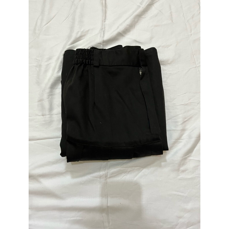 PRELOVED ROK WIRU HITAM
