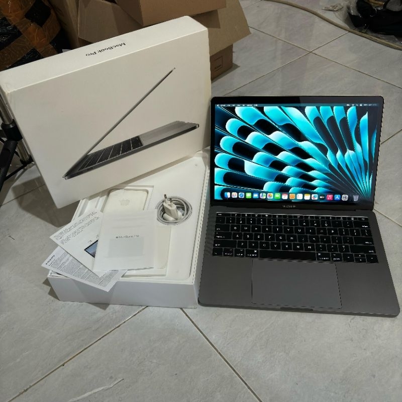 Laptop Bekas - MacBook Pro