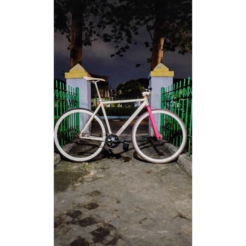 Fullbike Sepeda Fixie united Soloist 02 Second Murah