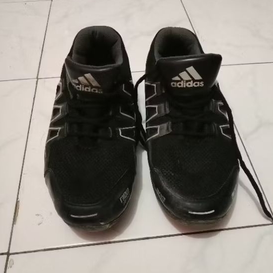 sepatu adidas salomon/second