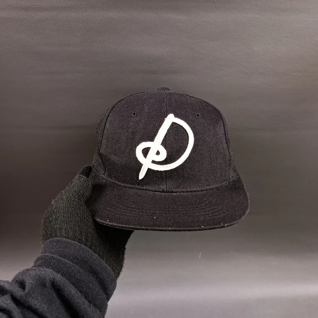 Topi Snapback Unisex Pria Wanita MQUM Hitam