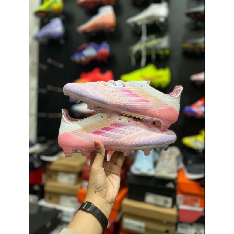 Sepatu bola f50 lamine yamal