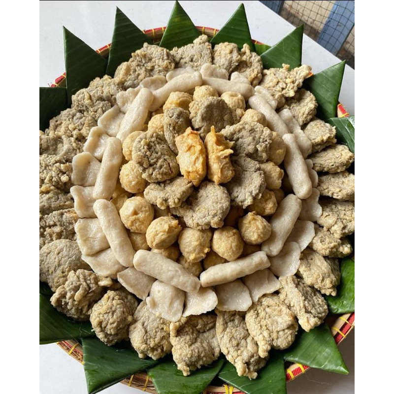 

pempek 77 khusus pembelian model tumpeng