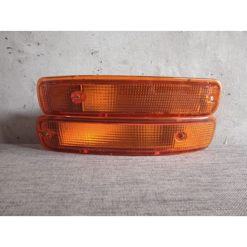 Lampu sen bemper Corolla Twincam AE92 AE 92 1990 212-1647 Merk TYC original