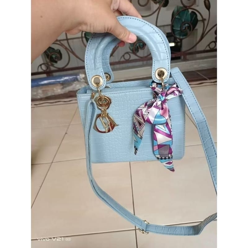 Proveled tas Christian dior mini Blue.