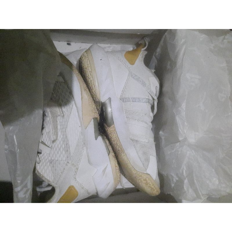 Sepatu Jordan why not zero.4 (reserved)