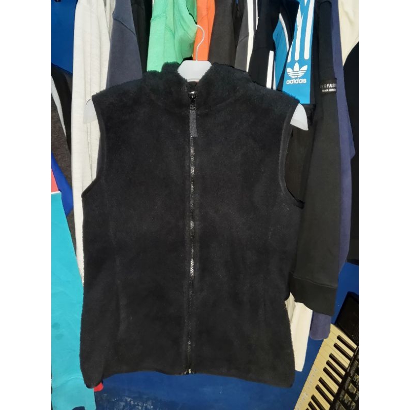 UNIQLO Serpa Vest Hoodie