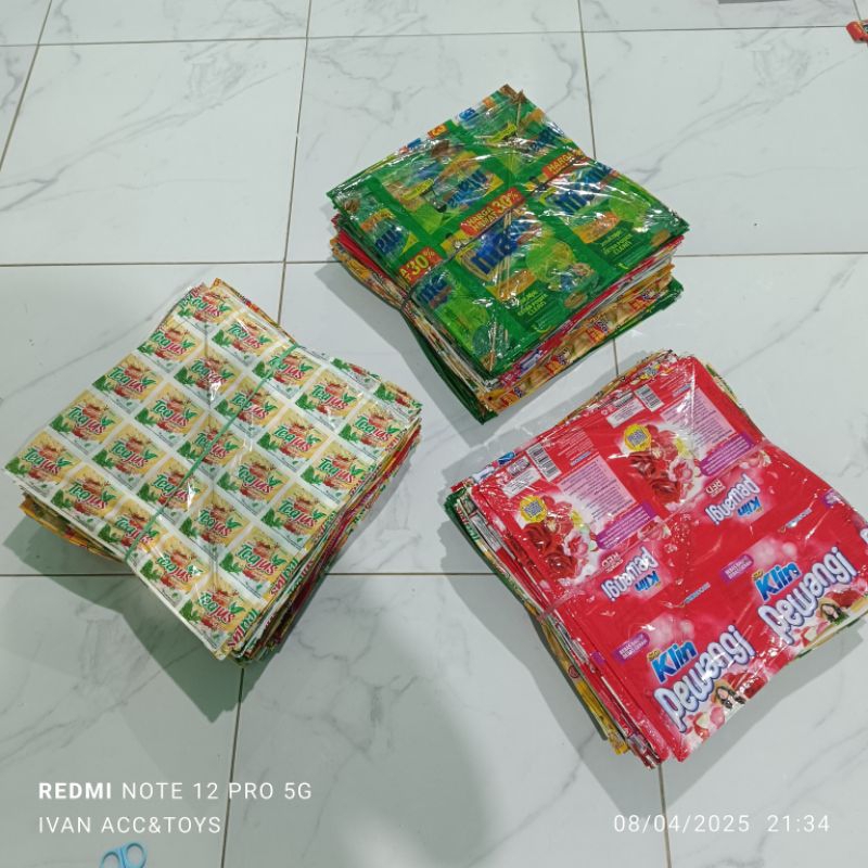 GROSIR LAYANG LAYANG PLASTIK UKURAN JUMBO 58 CM isi 50 dan 100 pcs MURAH BERKUALITAS