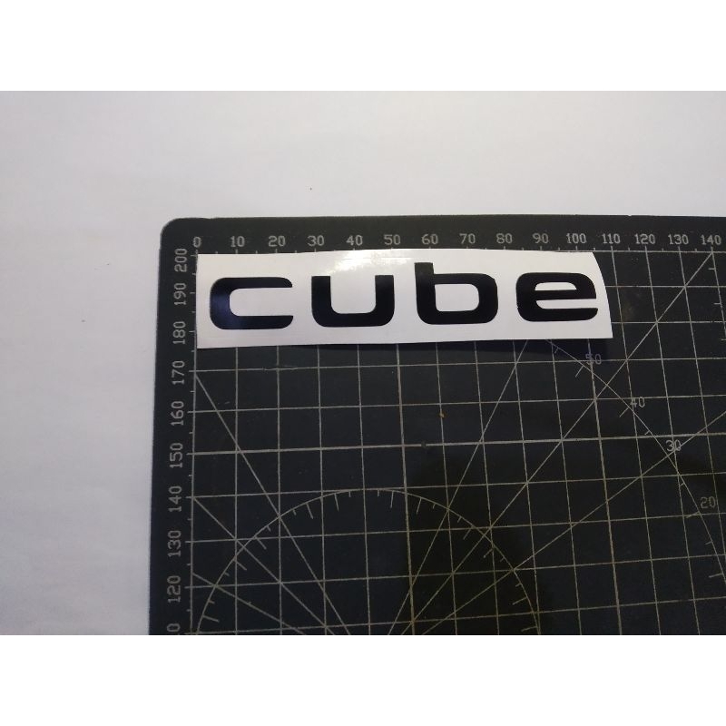 

stiker cutting cube