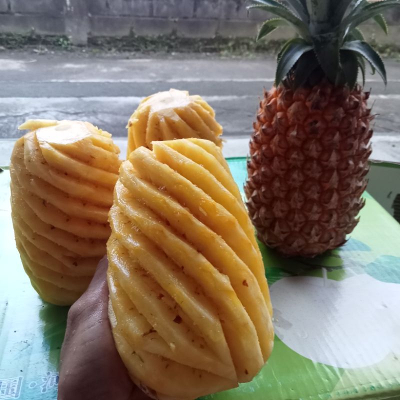 

Nanas kupas sehat per buah