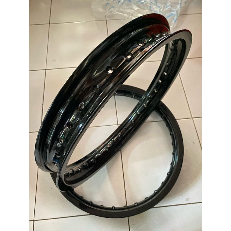 Velg Hitam Glossy ukuran 185-17
