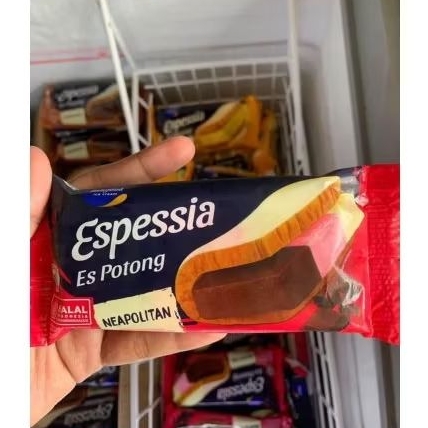 

espessia es potong rasa neopolitan 3in1 cokelat strawberry vanila 1 dus 20 pcs