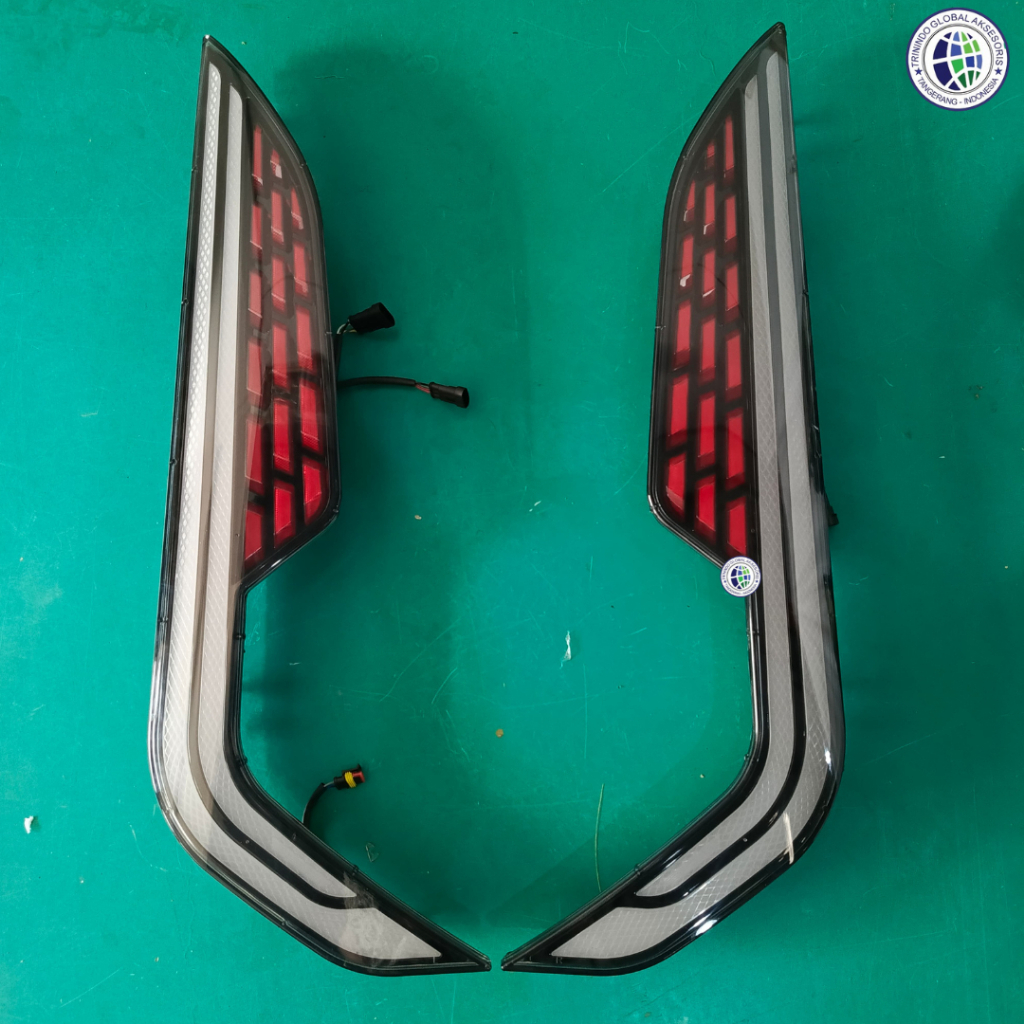 Lampu Belakang JB5 Stop Lamp Bus Jetbus 5 Lampu Rem Bus Jetbus 5 Kanan Kiri 24Volt