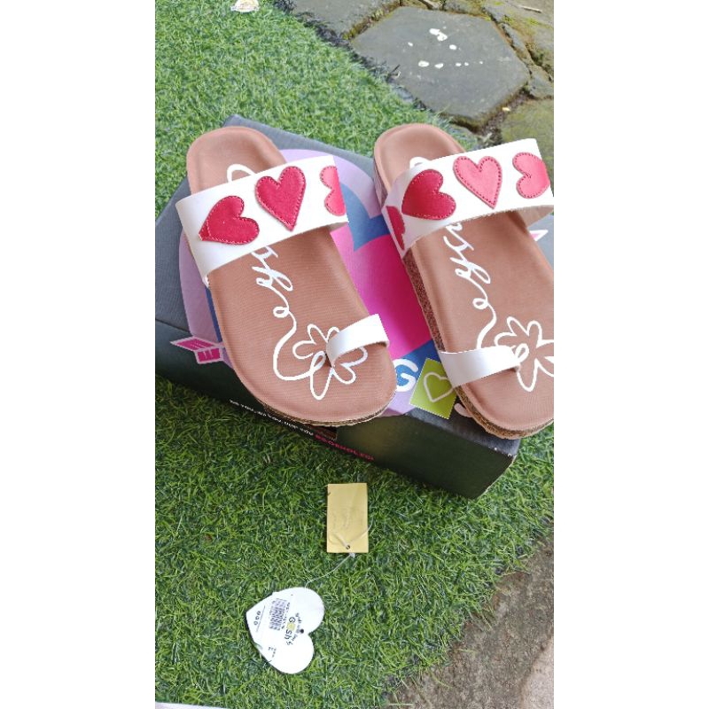 sandal gosh new