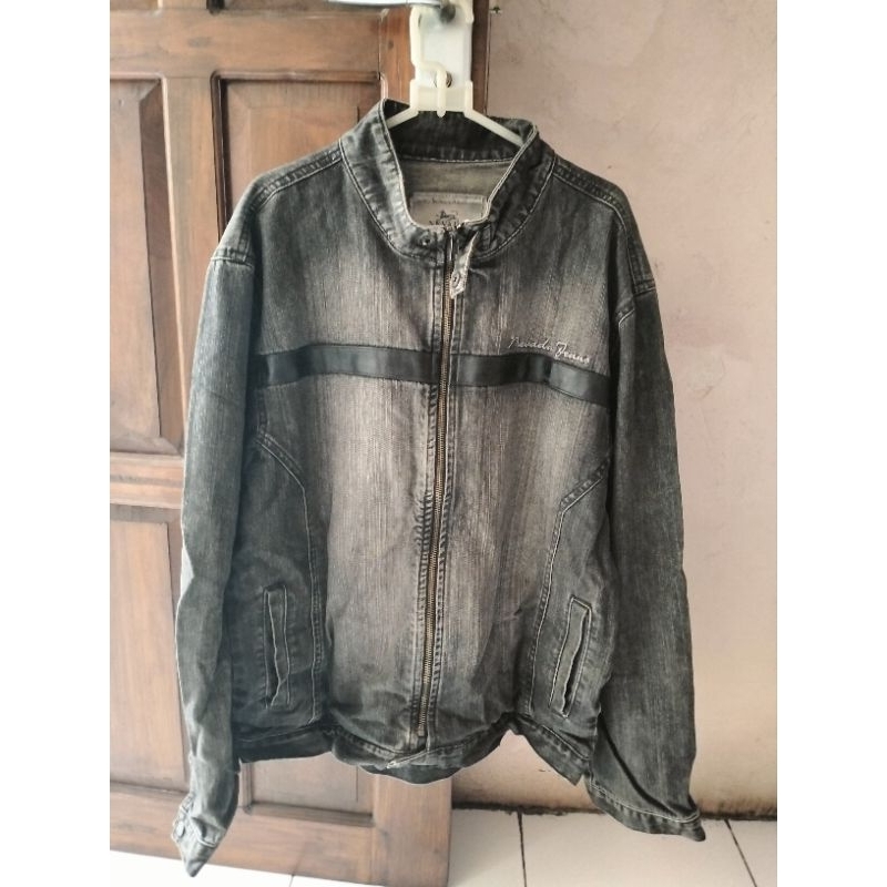 TRUCKER JACKET BLACK ZIPPER PRELOVED