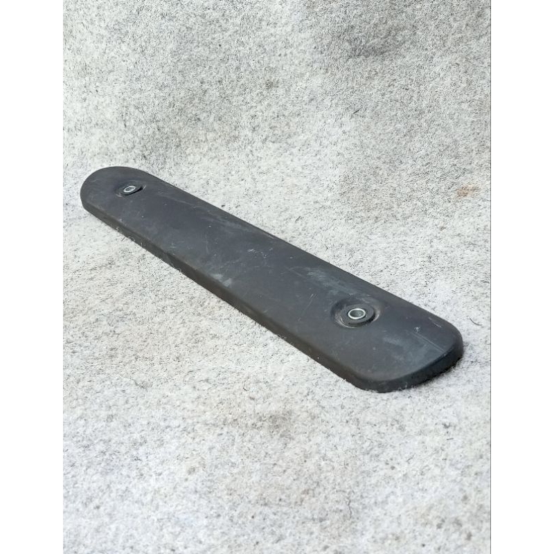 Cover knalpot Kawasaki w175 pelindung kenalpot Kawasaki w175 knalpot w175 ori